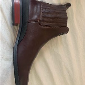 Hunter Leather Chelsea Boots